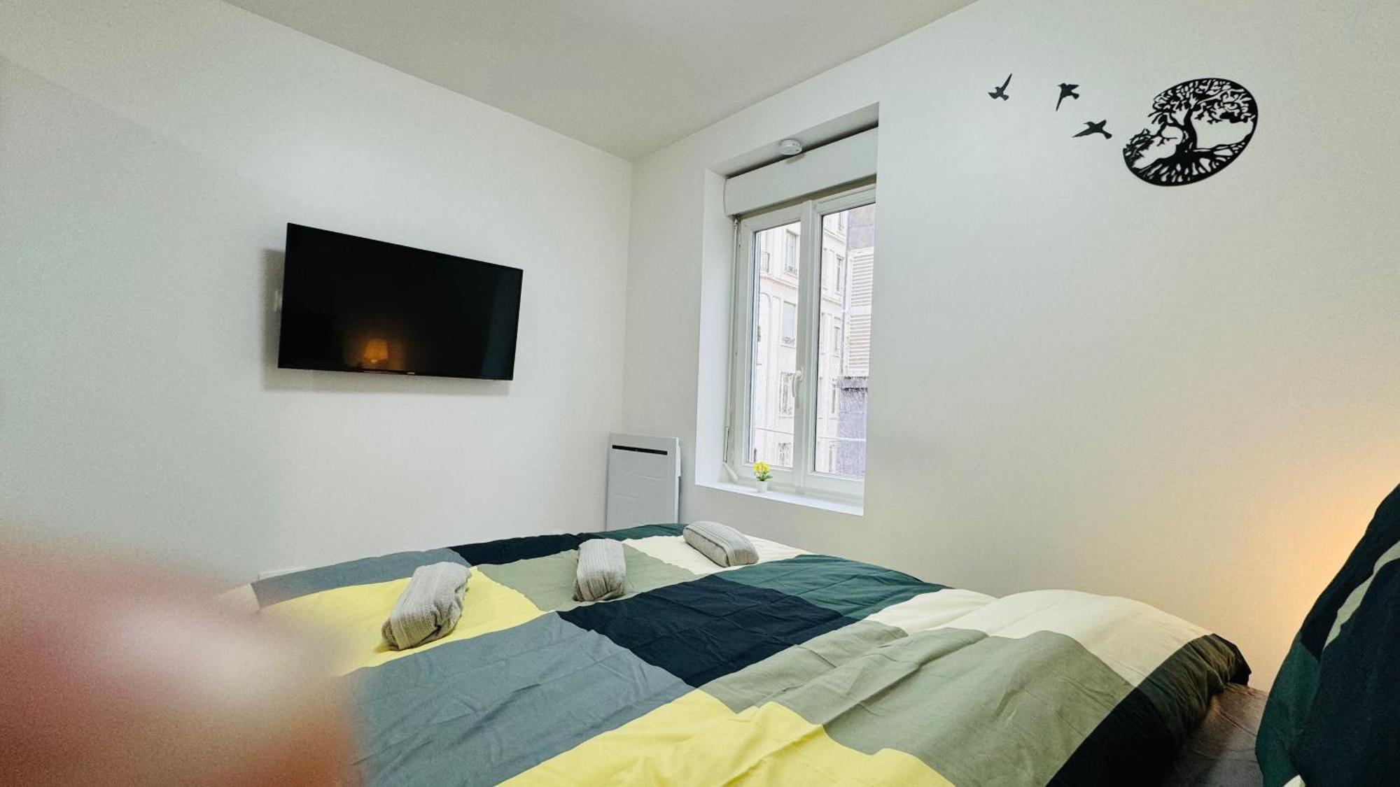 Nid Confort Clermont-Ferrand Bagian luar foto