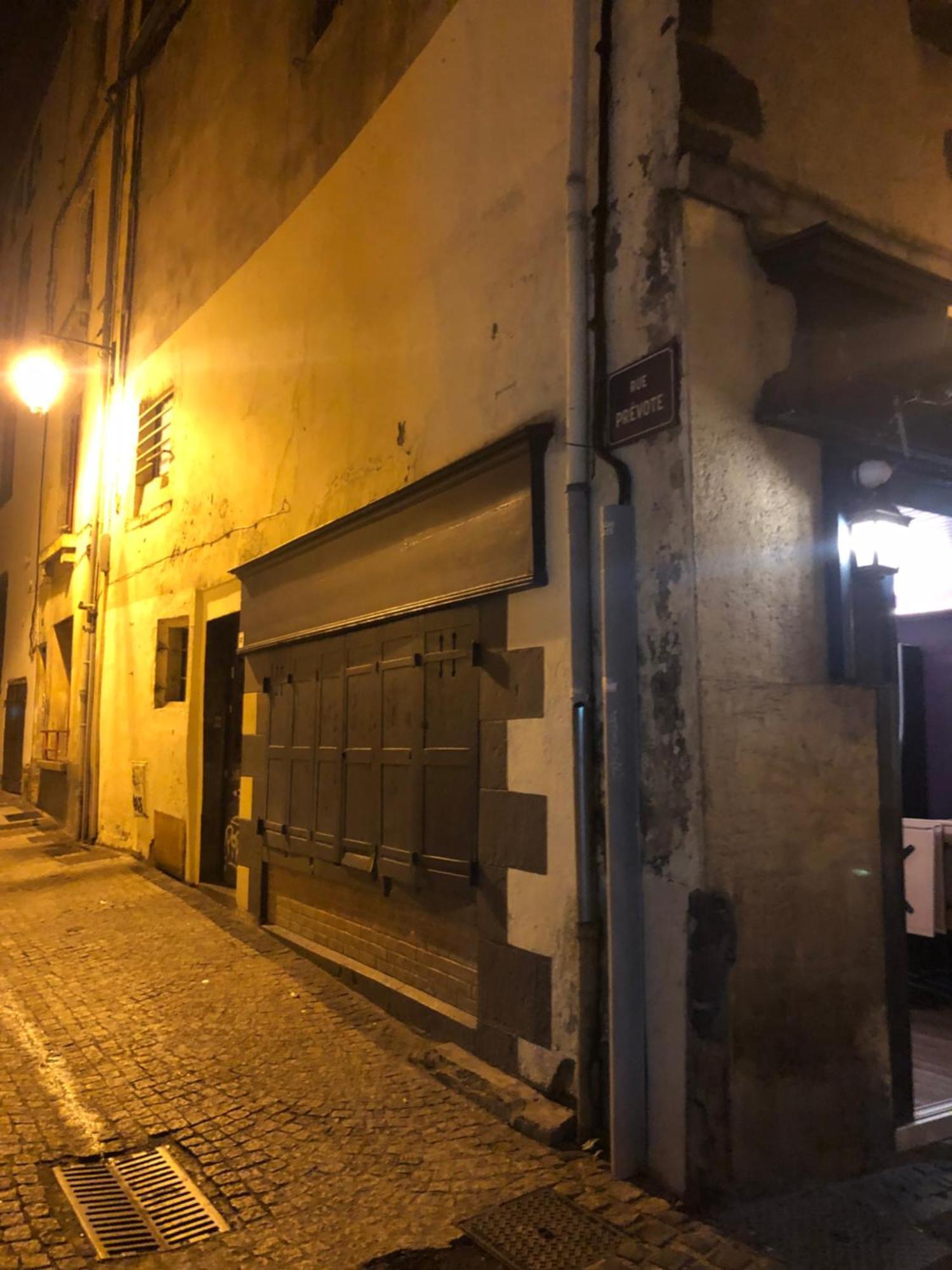 Nid Confort Clermont-Ferrand Bagian luar foto